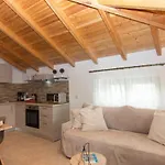 Selinitsa Stone Residence-private Poolside Retreat Villa Agios Nikolaos (Mani)