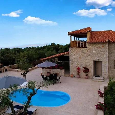 Selinitsa Stone Residence-private Poolside Retreat Villa Agios Nikolaos (Mani)