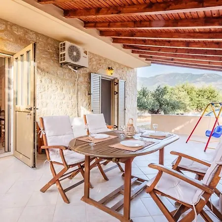 Selinitsa Stone Residence-private Poolside Retreat Agios Nikolaos (Mani)