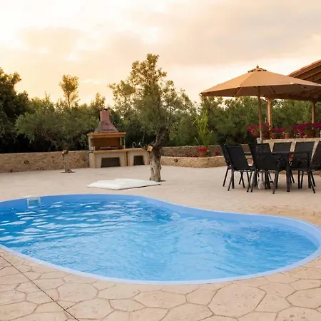 Selinitsa Stone Residence-private Poolside Retreat Villa *