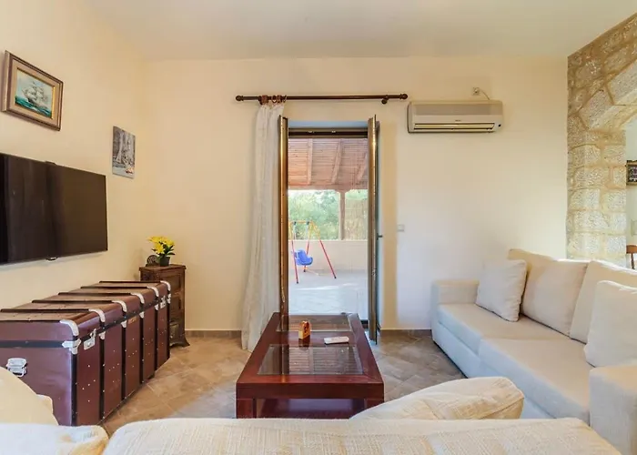 Βίλα Selinitsa Stone Residence-private Poolside Retreat