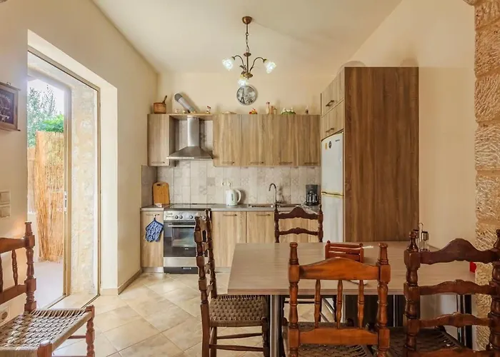 Вилла Selinitsa Stone Residence-private Poolside Retreat